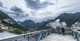 marc augé on the footbridge of the nuovo spazio di casso - photo giacomo de donà