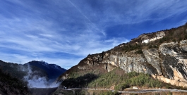 veduta verso la diga dal versante friulano / view towards the dam from the Friuli side, 2014 - photo Giacomo De Donà