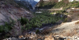 veduta verso la diga dal versante friulano / view towards the dam from the friuli side, 2014 - photo Giacomo De Donà